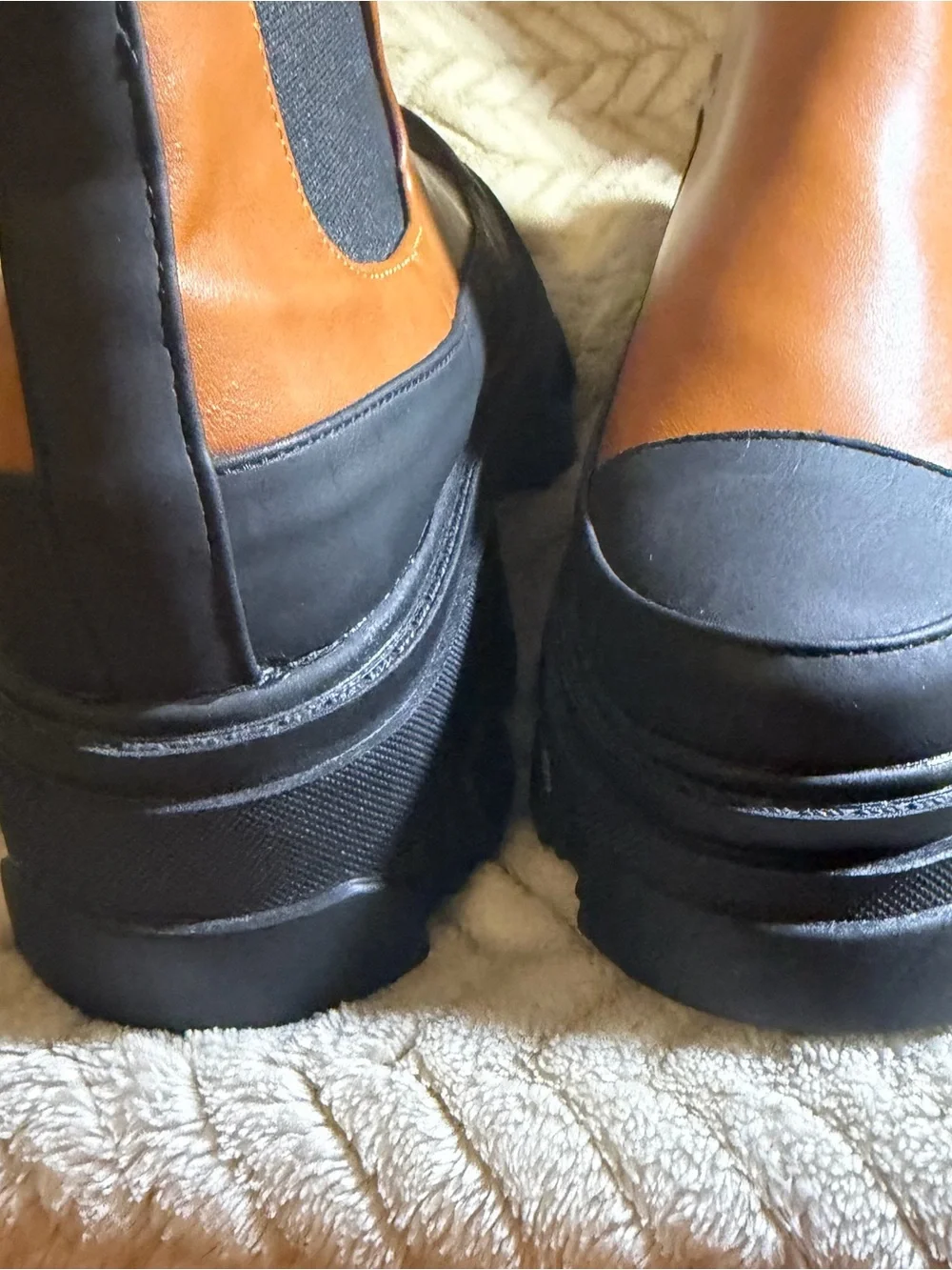 NWOT Portland Boot Company Lug Sole Platform Boots in Tan and Black - Picture 5 of 5